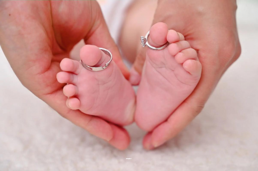 清远防止宝宝呛奶的小妙招